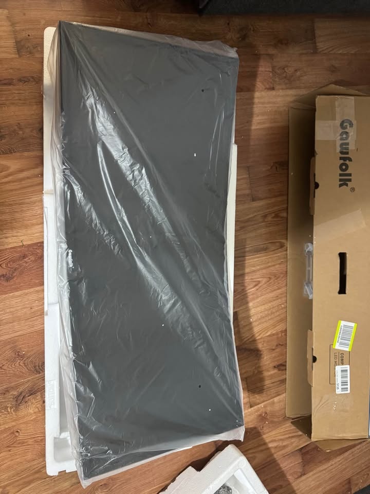 Brand New 34” Curved Ultrawide Gaming Monitor | 165Hz | Save the - photo 5