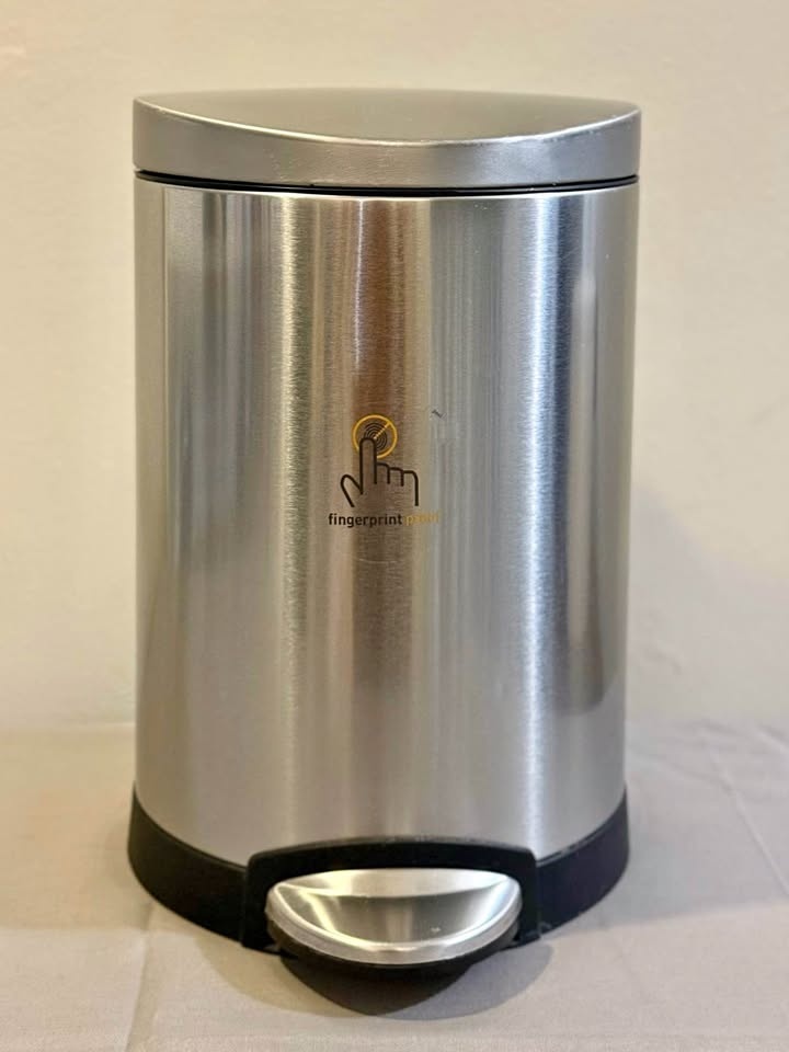 Simplehuman 6 Liter Trash Can-New (original price $50)