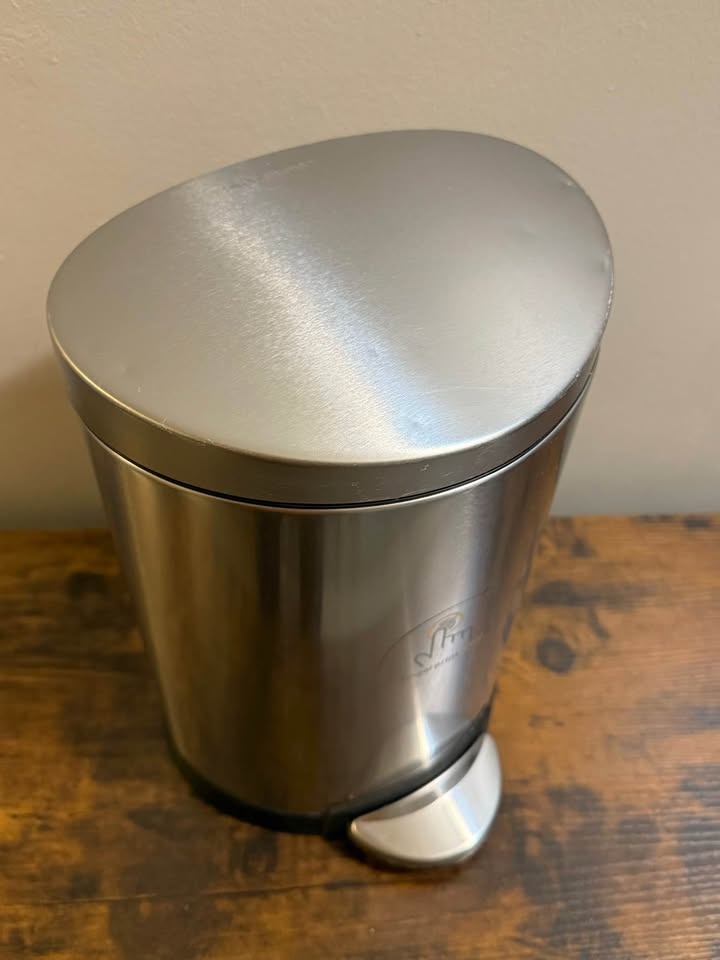 Simplehuman 6 Liter Trash Can-New (original price $50) - photo 5