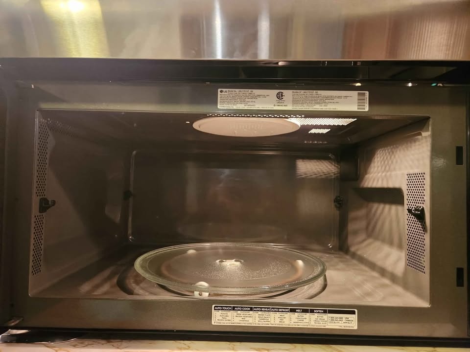 LG Over-the-Range Microwave - Stainless Steel - photo 4