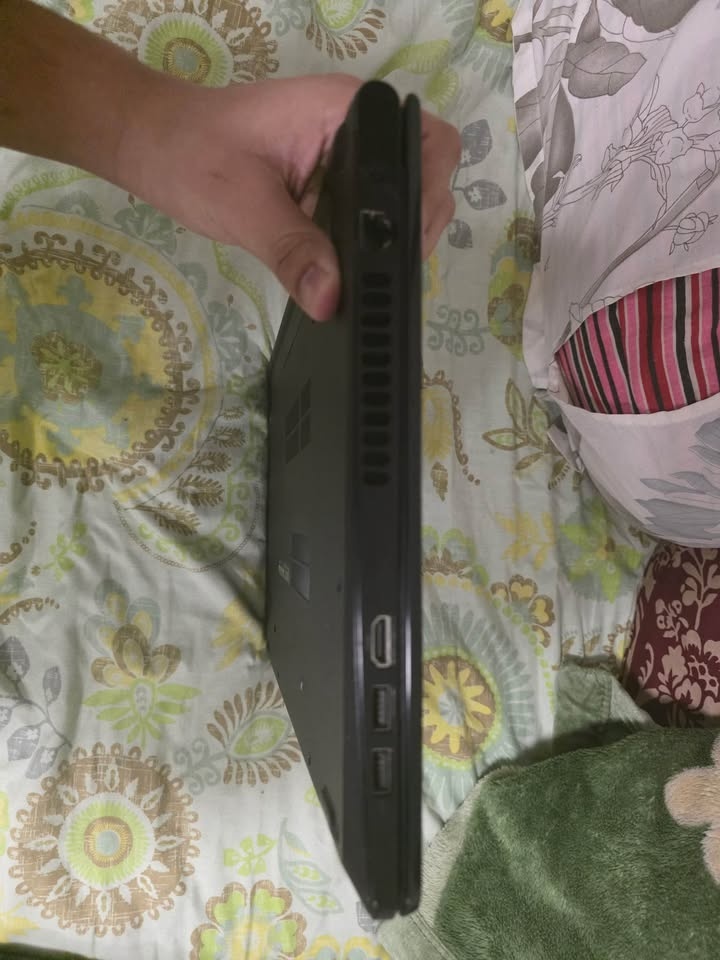 Dell Inspiron 15-3567 Laptop - photo 5