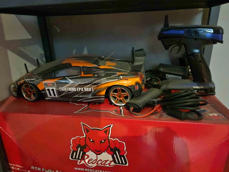 Red Cat Lamborghini RC Drift Car