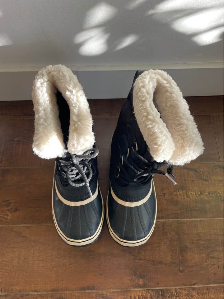 Sorel Waterproof Women's Winter Boots Size 5.5 - photo 4
