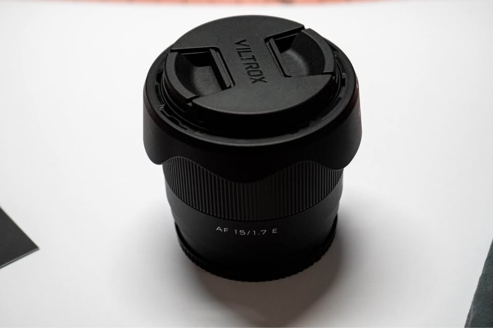 Like New Viltrox 15mm f/1.7 AF Sony E Lens Save on Tax - photo 4