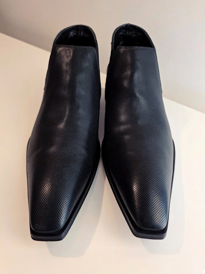 Genuine Italian Jo Ghost Pointy Toe Ankle Men's Boots - Like New - photo 2