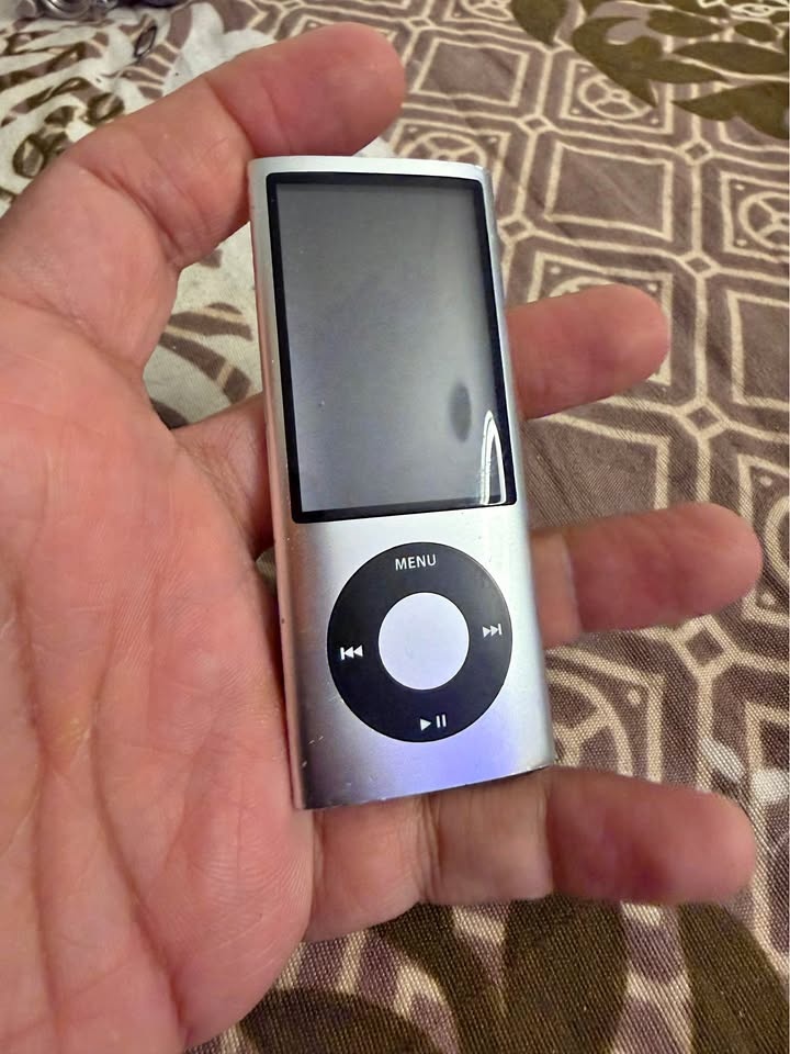 Apple iPod Nano 5th Generation