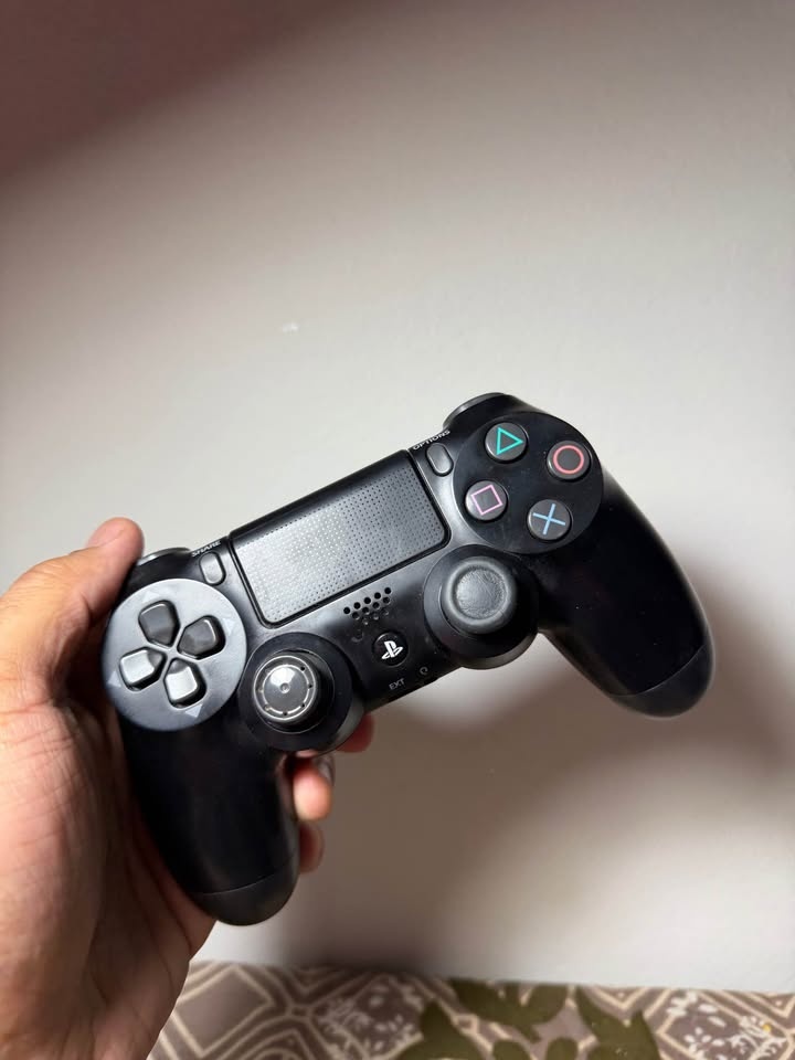 PS4 Original - 500Gb with Controller - Low Firmware - Jailbreak - photo 4