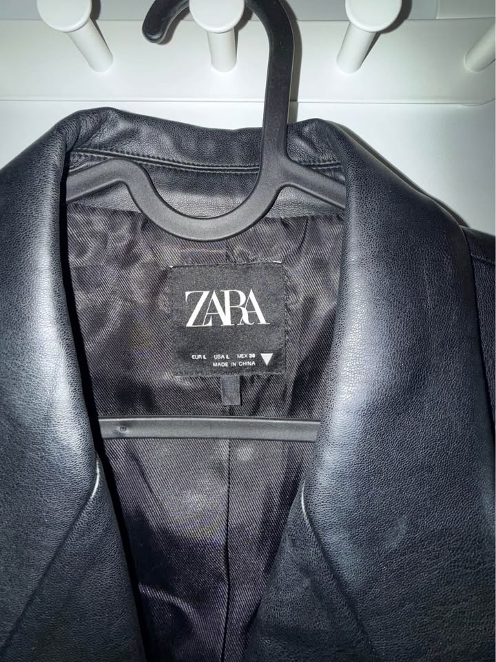 ZARA Black Faux Leather Blazer Size L - photo 2