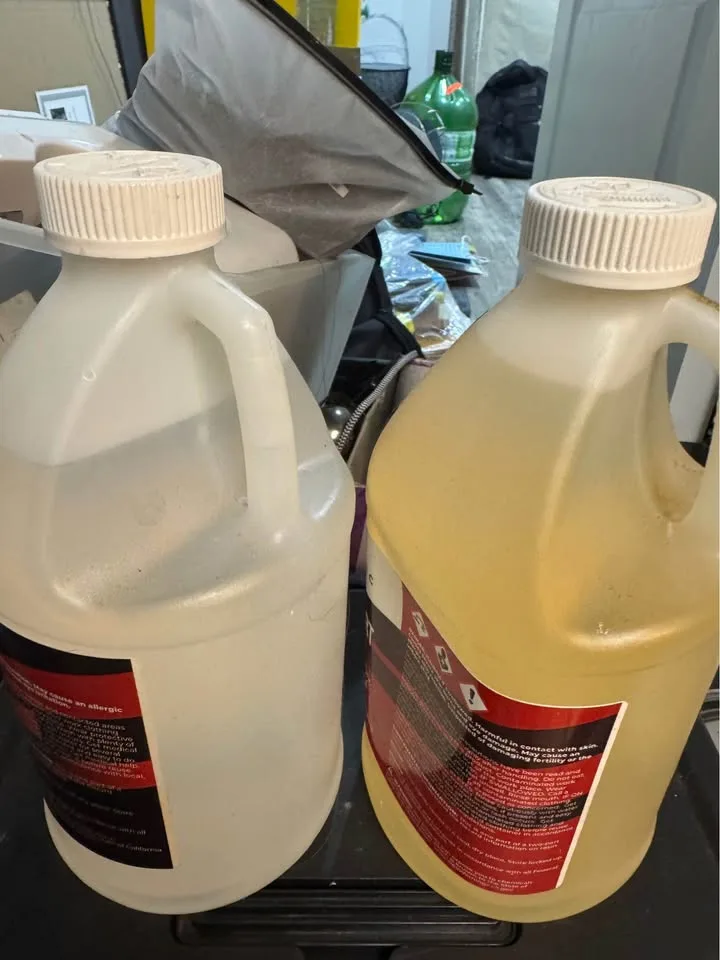 Epoxy resin kit includes molds and pigments Brand new image indicator(3)