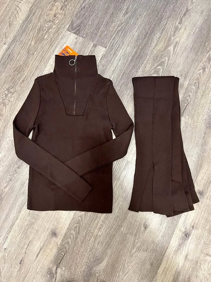 Brown Ribbed Turtleneck and Pants Set thumbnail