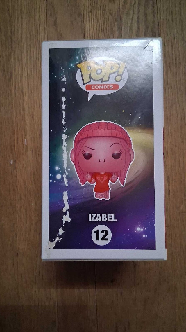 Funko Pop! Saga Izabel #12 Hot Topic Exclusive - photo 2