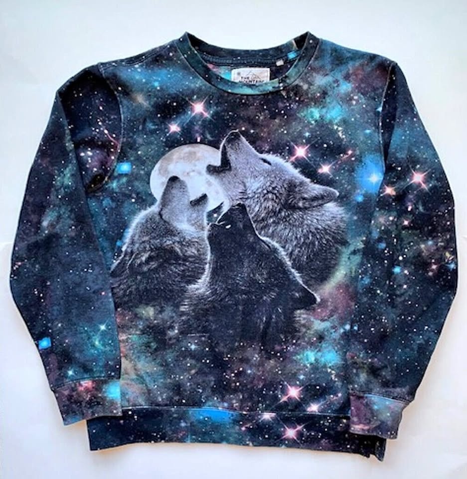 🏆 The Mountain Wolves Howling Galaxy Sweater