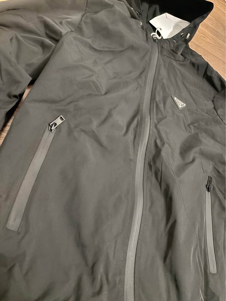 Brand new Windbreaker - photo 3