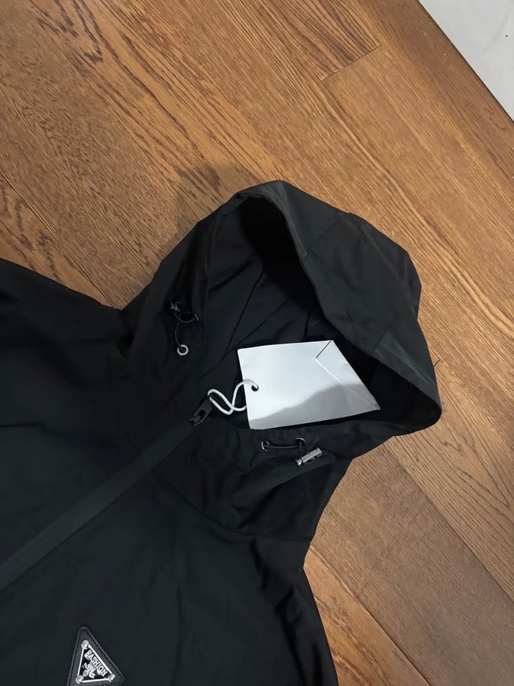 Brand new Windbreaker - photo 5