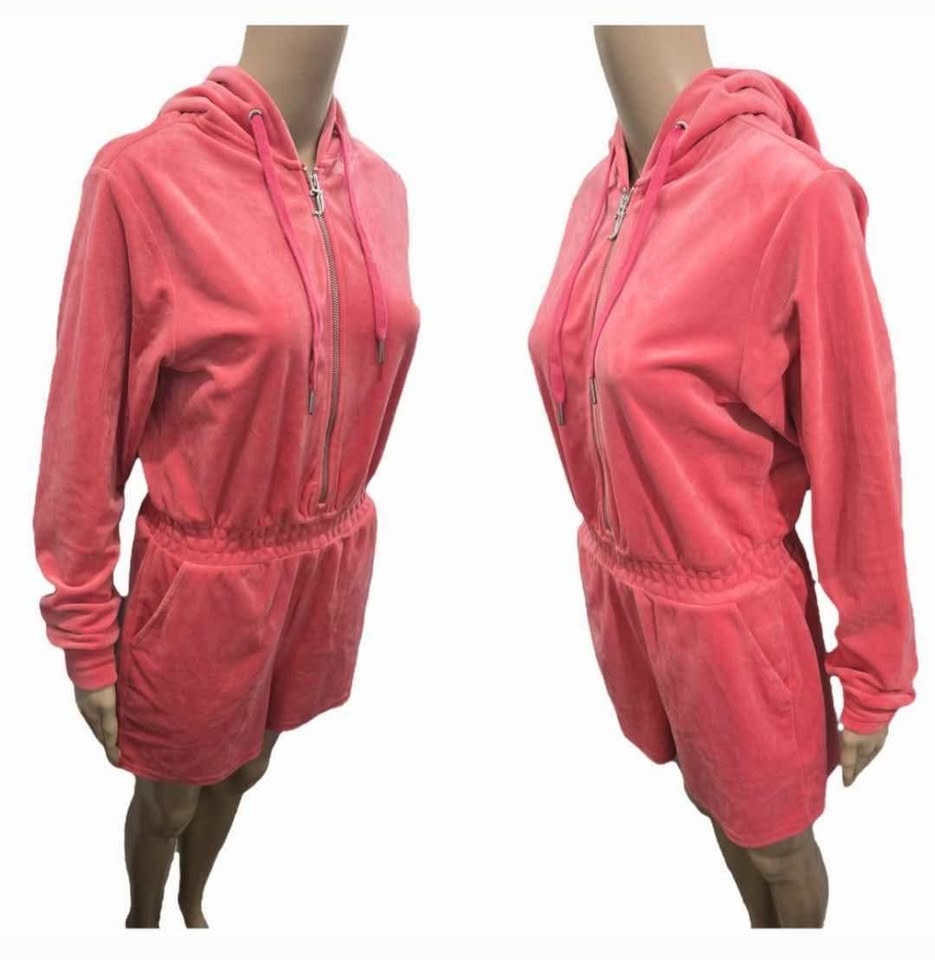Juicy Couture Pink Velvet Hooded Romper Size S/M - photo 5