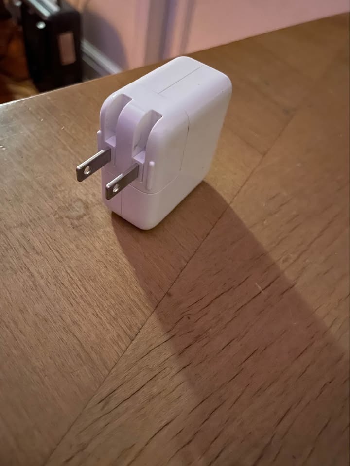 Apple 35w Dual USB-C Power Adapter - photo 5