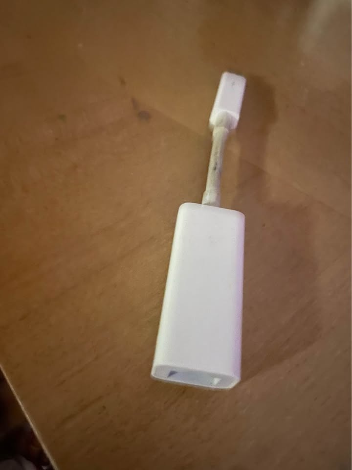 Apple Ethernet to Thunderbolt 2 Adapter - photo 2