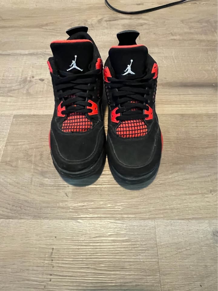 Kids Air Jordan 4 “Bred” – Black/Red – Used - photo 3