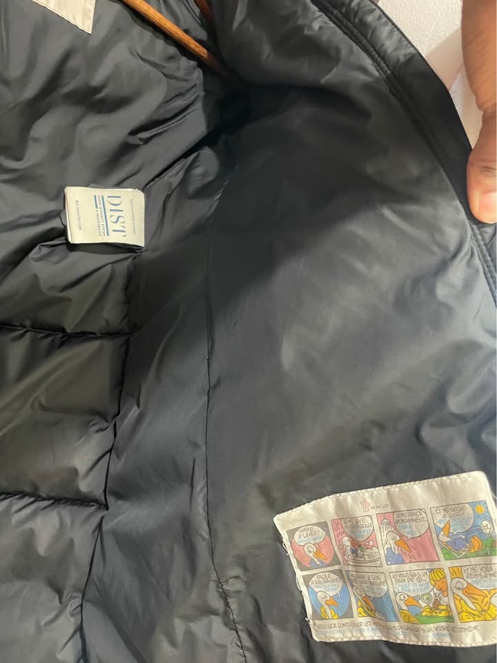 Kids Moncler size 8yrs - photo 3