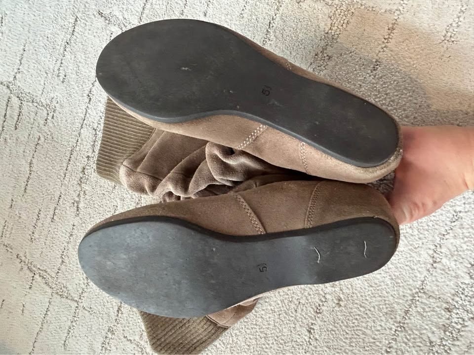 Steve Madden Slouch Boots – Size 5.5 – Like New - photo 2