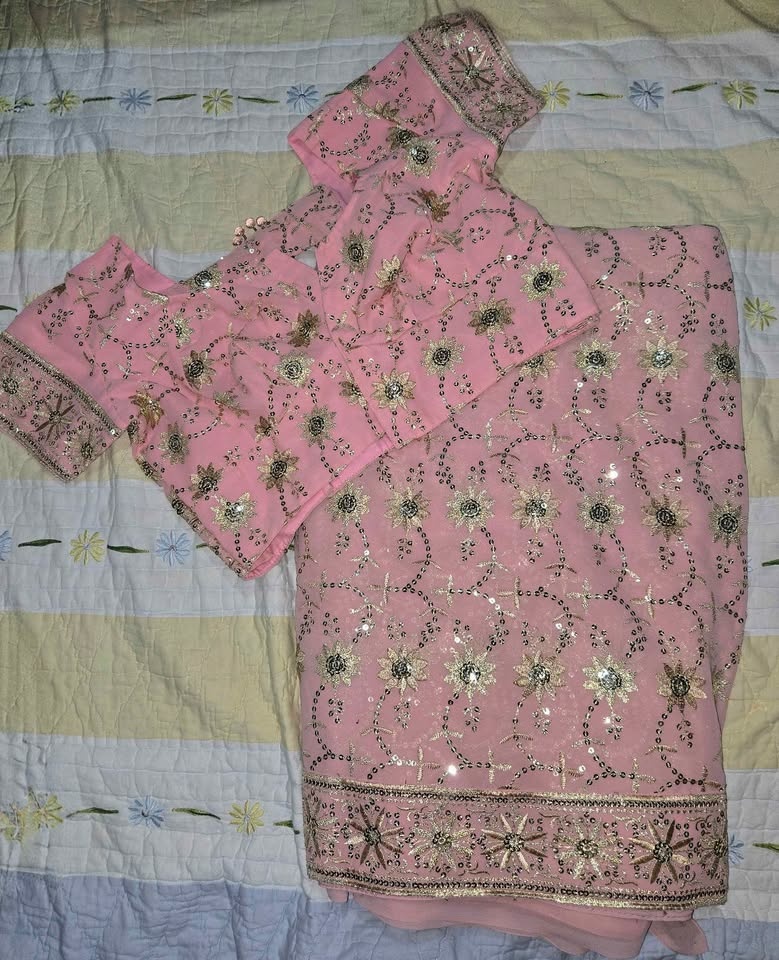 Saree !!! Multiple, different designs !! - photo 4