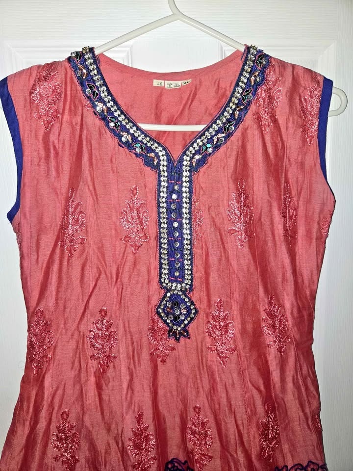 PINK Indian kurti / anarkali-style dress with matching dupatta