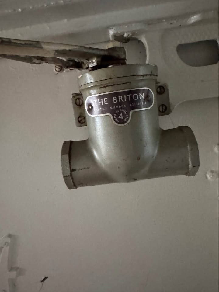 Antique door closer "The Briton" - photo 3