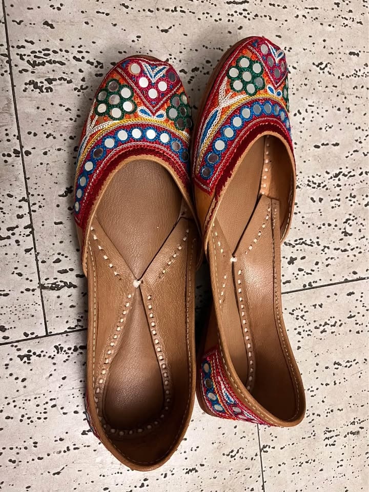 Kolhapuri Indian Ethnic Slip On Ladies Shoes/Flats - photo 4