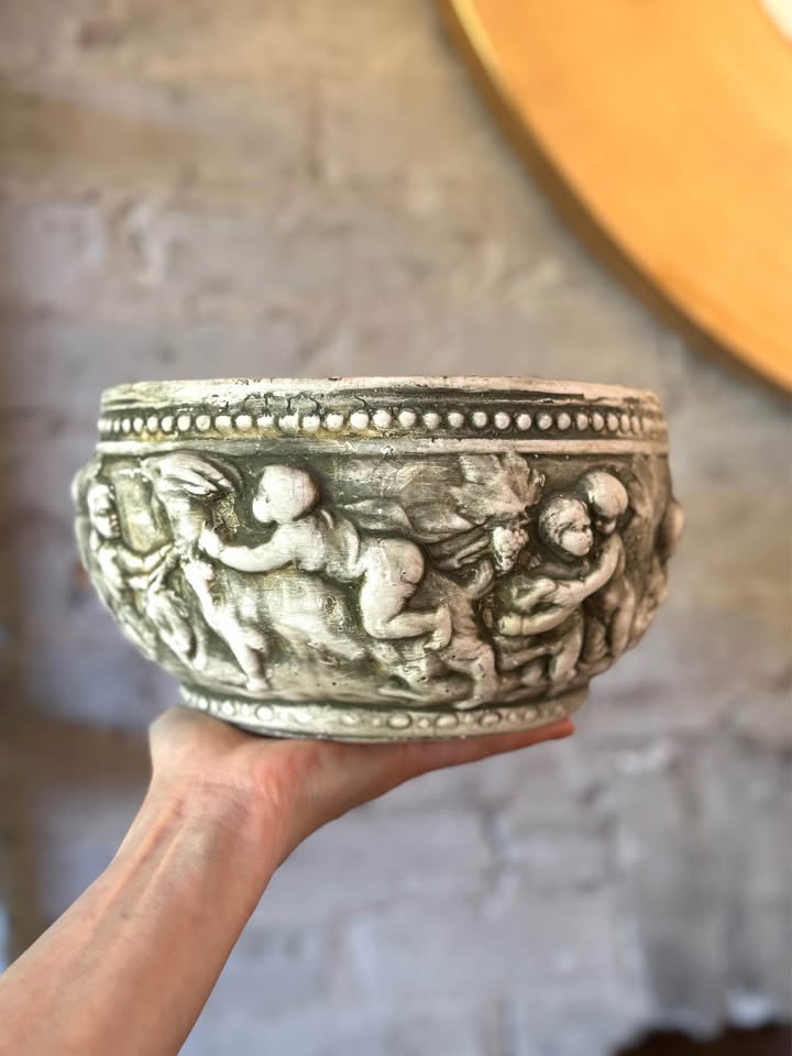 Roman Cherub Angel Garden Planter - photo 2