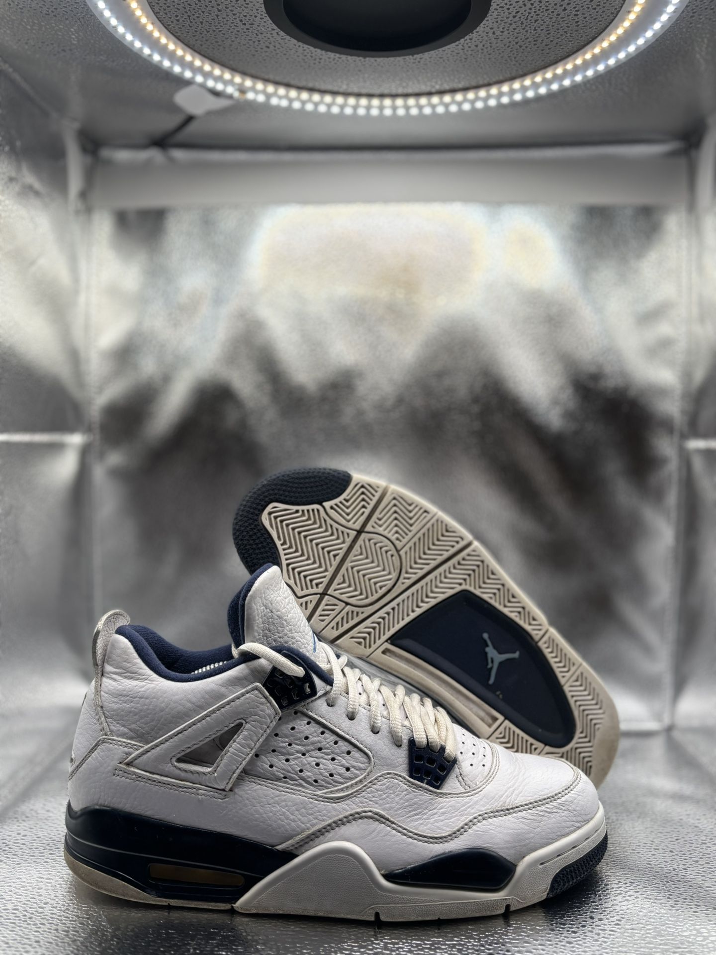 Air Jordan 4 Colombia