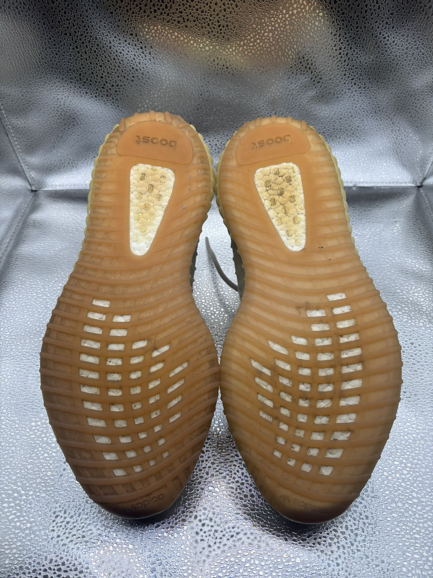 Adidas Yeezy 350 v2 Citrin Non-Reflective - photo 3