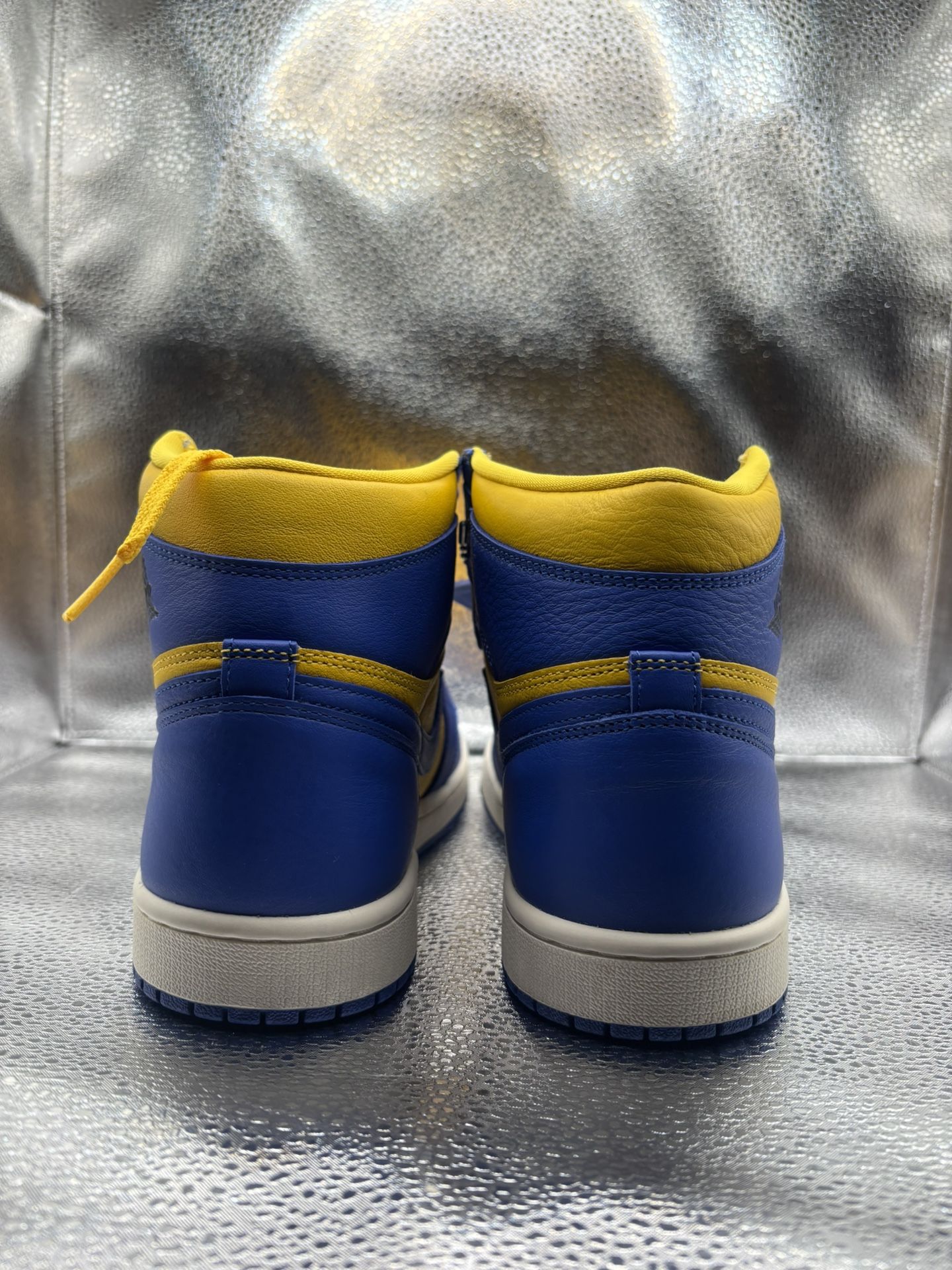 Air Jordan 1 High Reverse Laney - photo 4