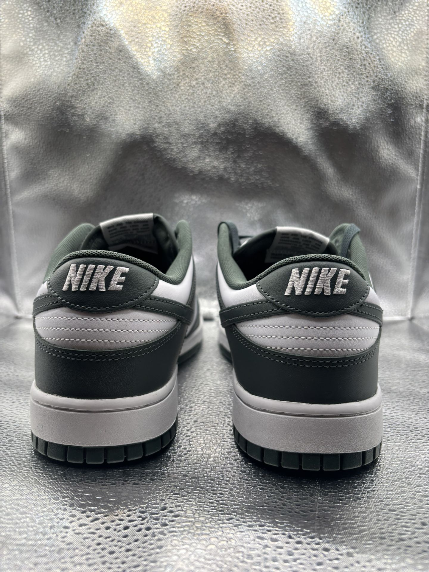 Nike Dunk Low Vintage Green - photo 4