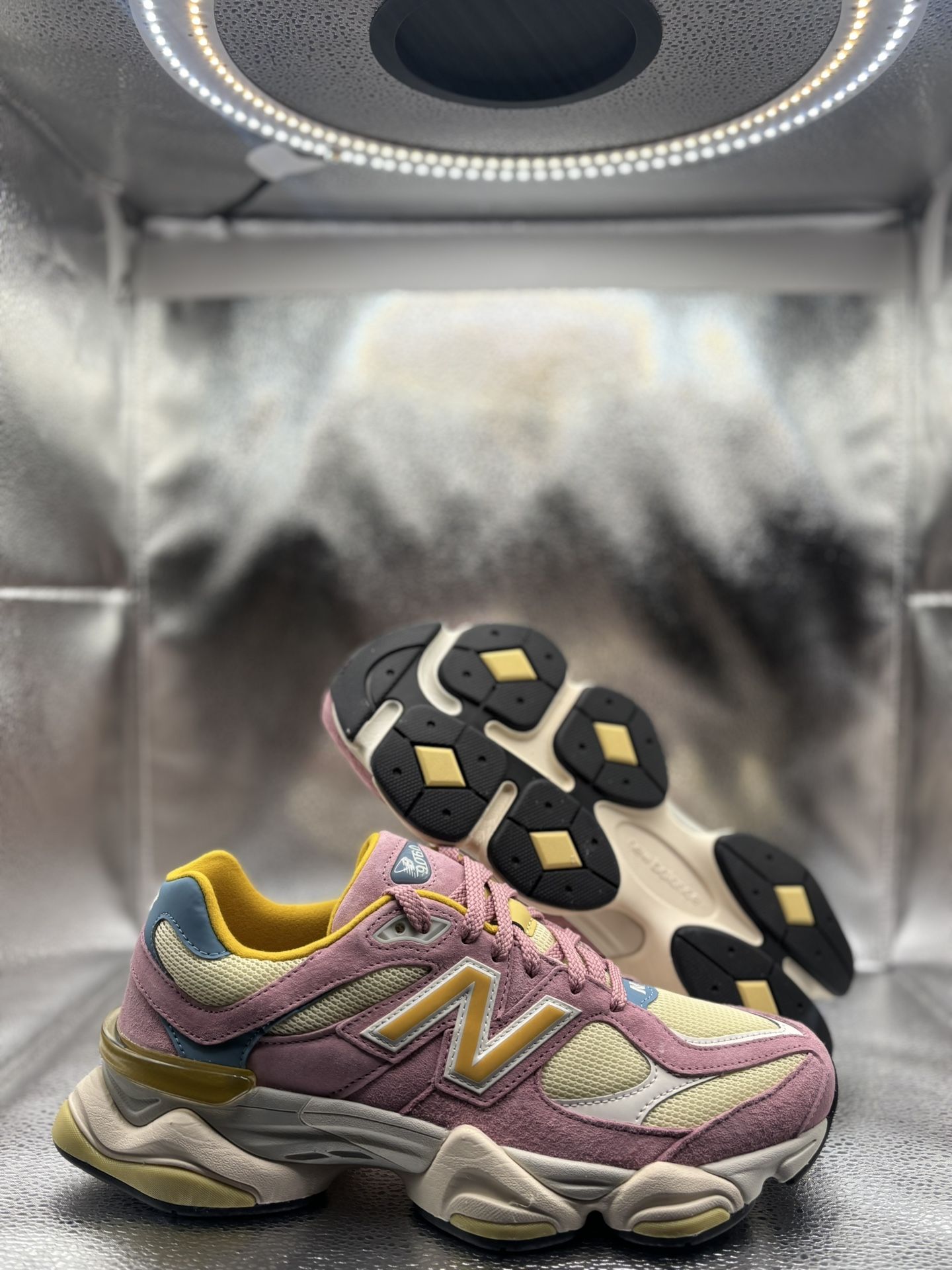 New Balance 9060 Taffy Calcium