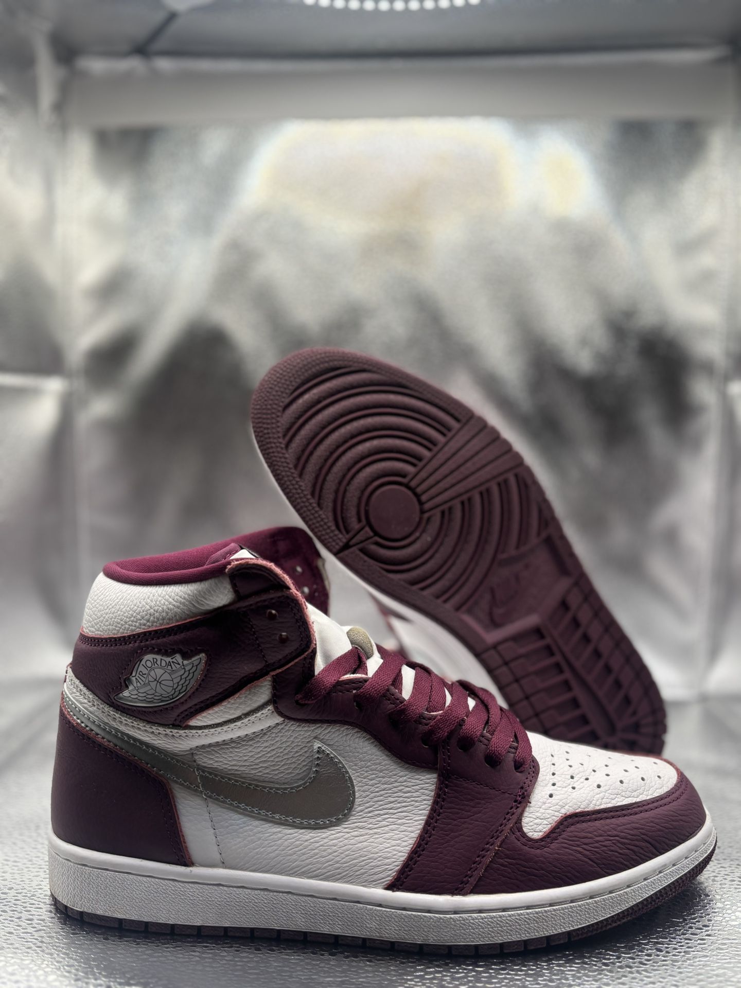 Air Jordan 1 High Bordeaux