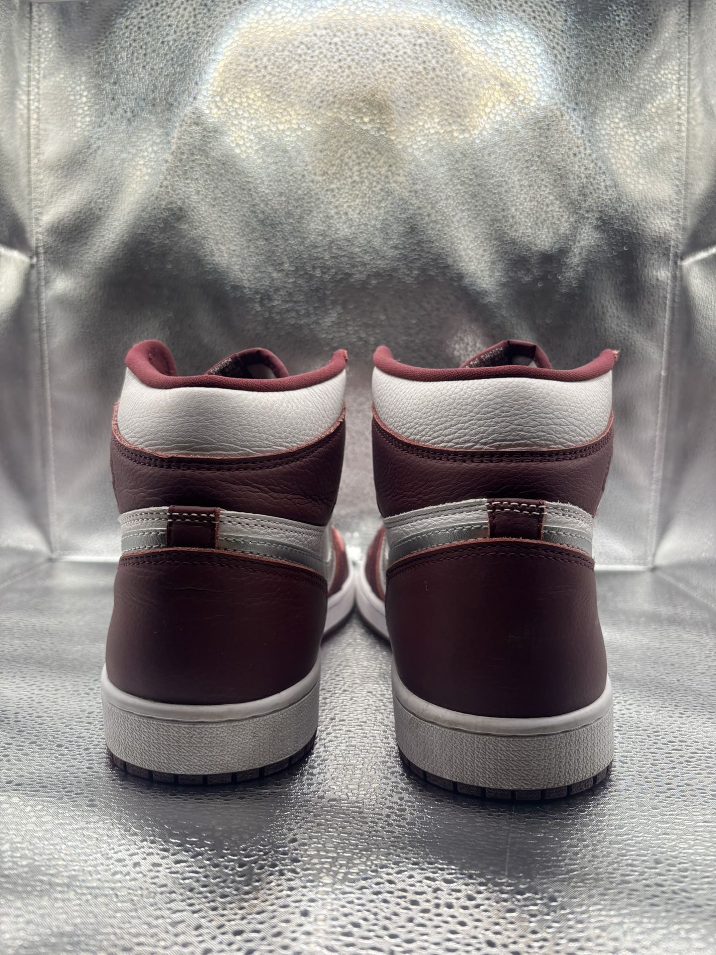 Air Jordan 1 High Bordeaux - photo 4