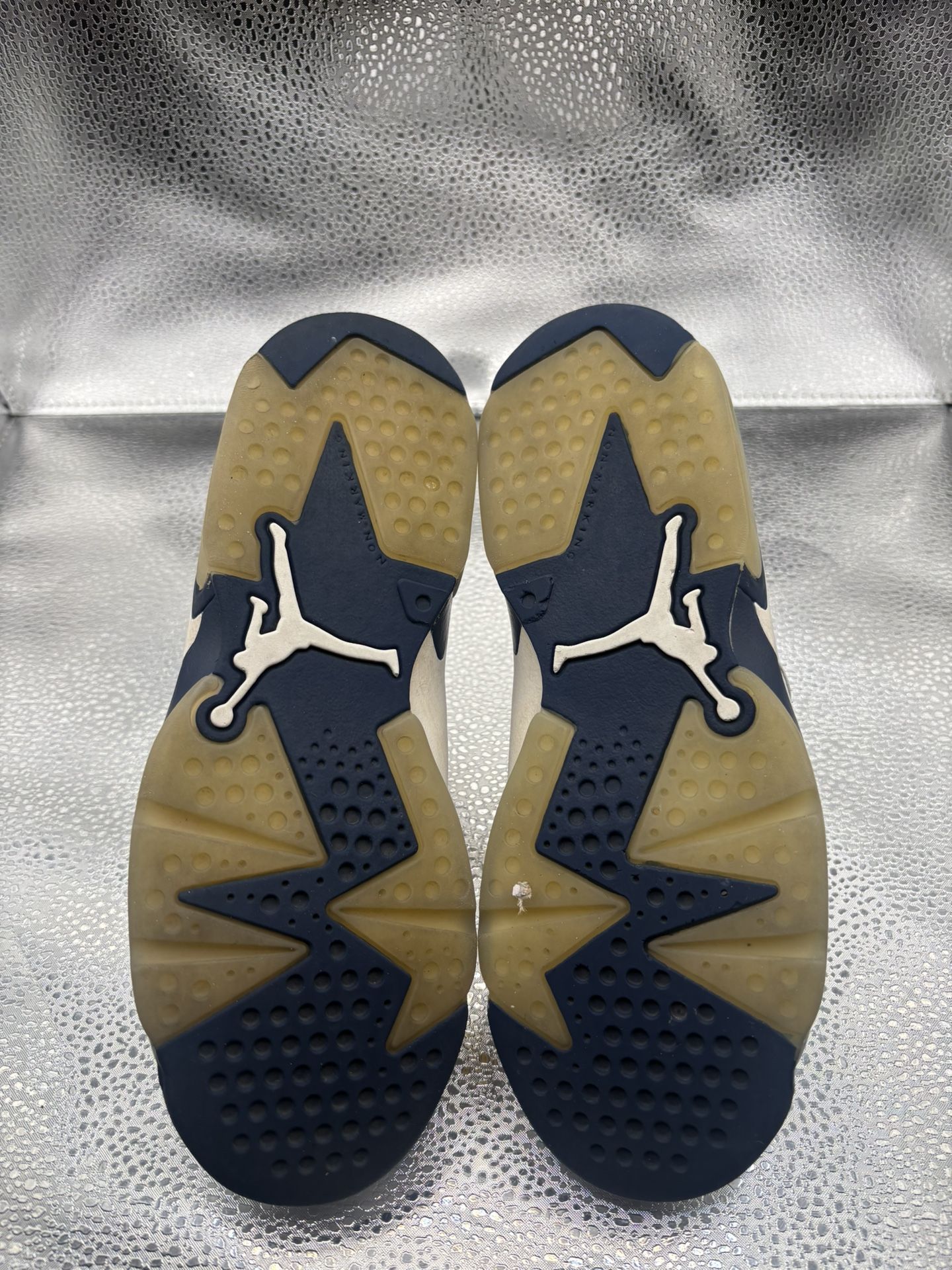Air Jordan 6 Midnight Navy GS - photo 3