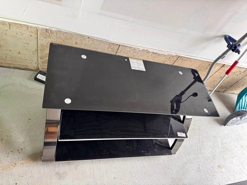 Heavy Duty TV Stand