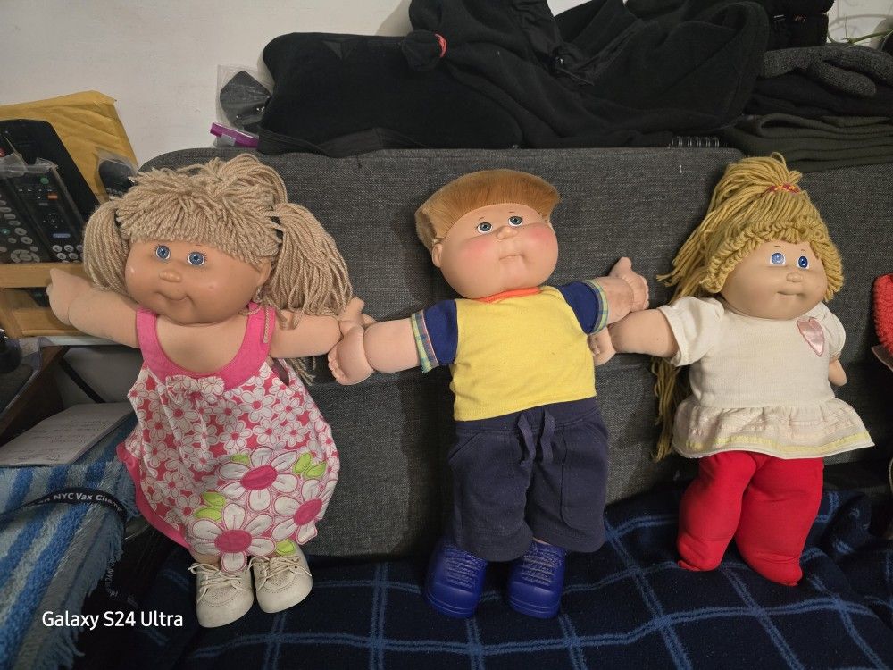 16"-18" Cabbage Patch Kids Collectible w/ Free Doll Sofa 🥕 - photo 4