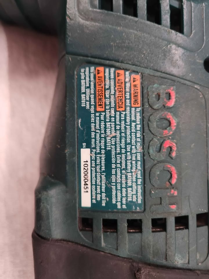 Bosch 18V Cordless Reciprocating Saw (Tool + Battery) - photo 5