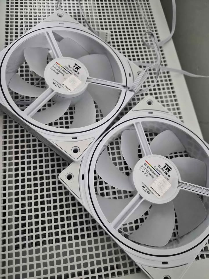 Thermalright TL-S12W 120mm ARGB PC Fan x2 - photo 2