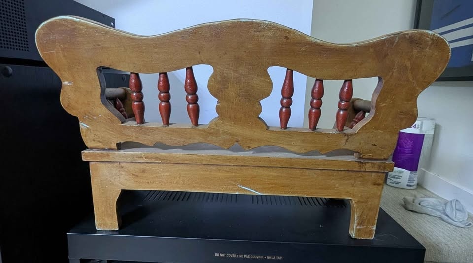 Handmade and painted wooden bench for dolls - photo 2