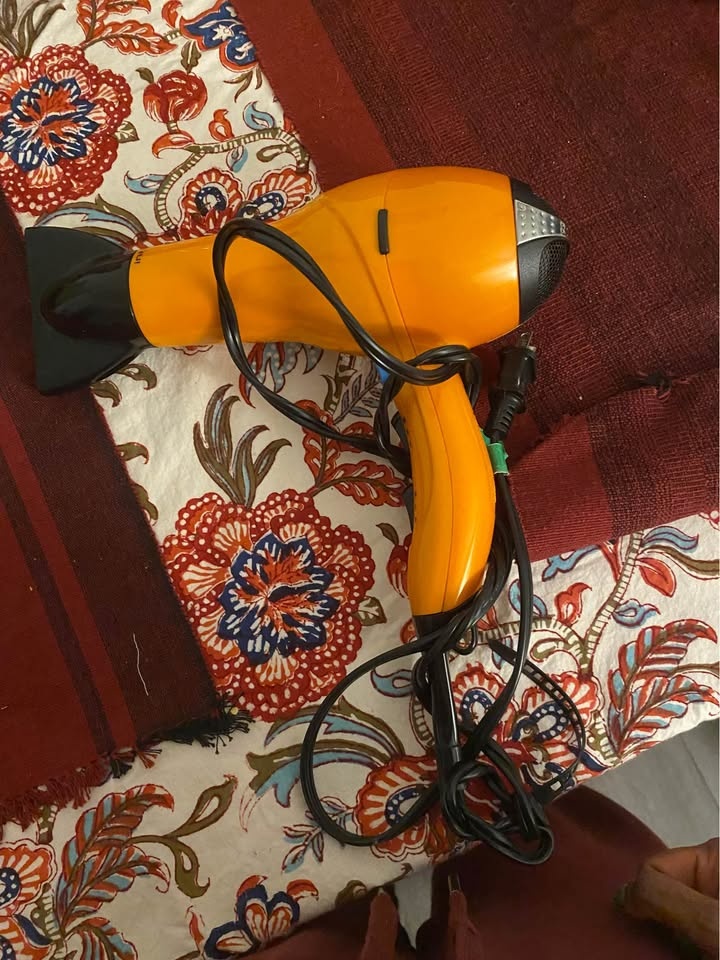 Conair Infiniti Pro Hair Dryer - photo 3