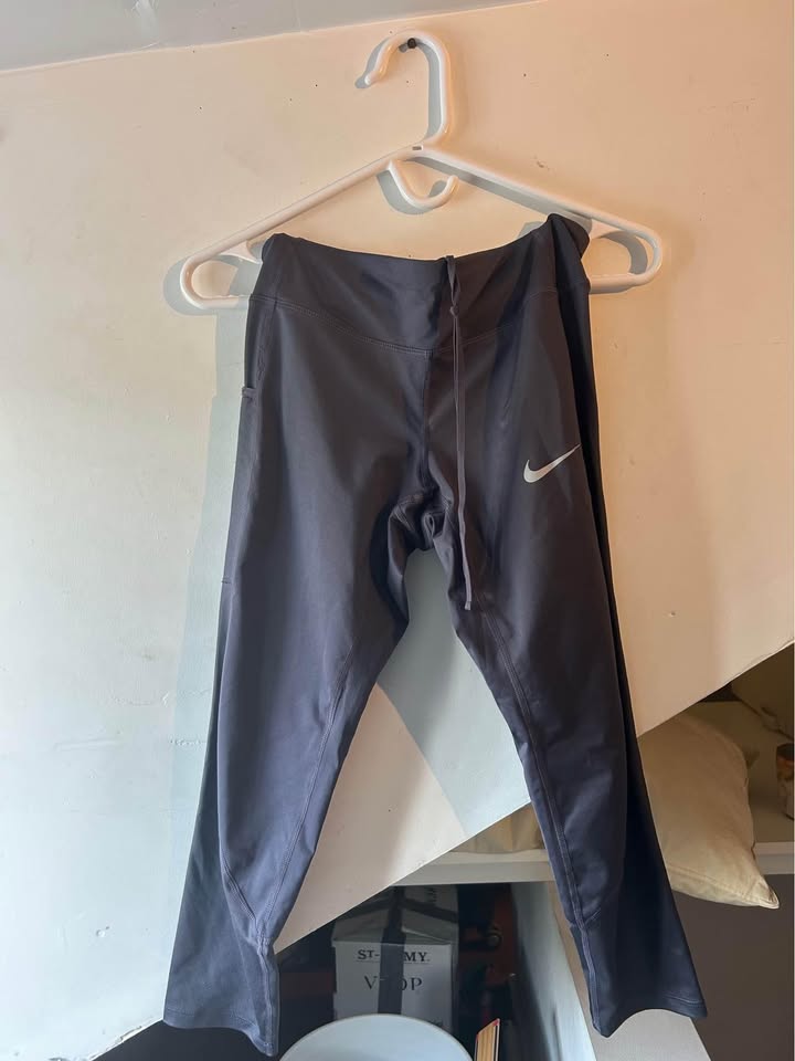 lululemon, Nike Sportswear for sale in very good condition - photo 3