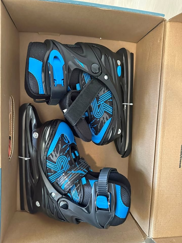 Adjustable Kids Ice Skates children between 1-6 years
