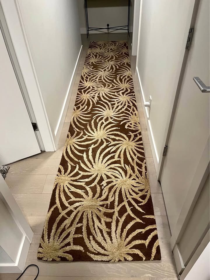 MId-Century Modern Wool Starburst Rug