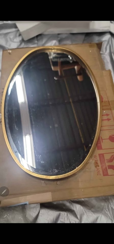 18x28 in Qatar Oval Mirror - photo 2