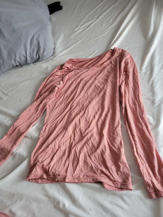 Uniqlo Heattech Top - Peach - Size Small