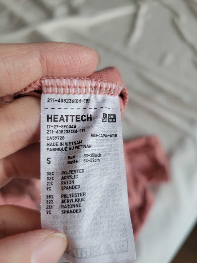 Uniqlo Heattech Top - Peach - Size Small - photo 2