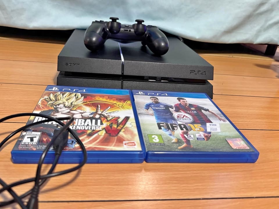 Play Station 4